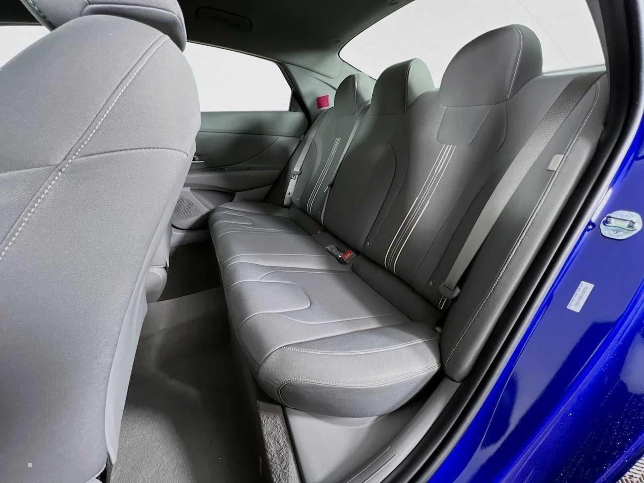 2026 Hyundai Elantra — photo 14