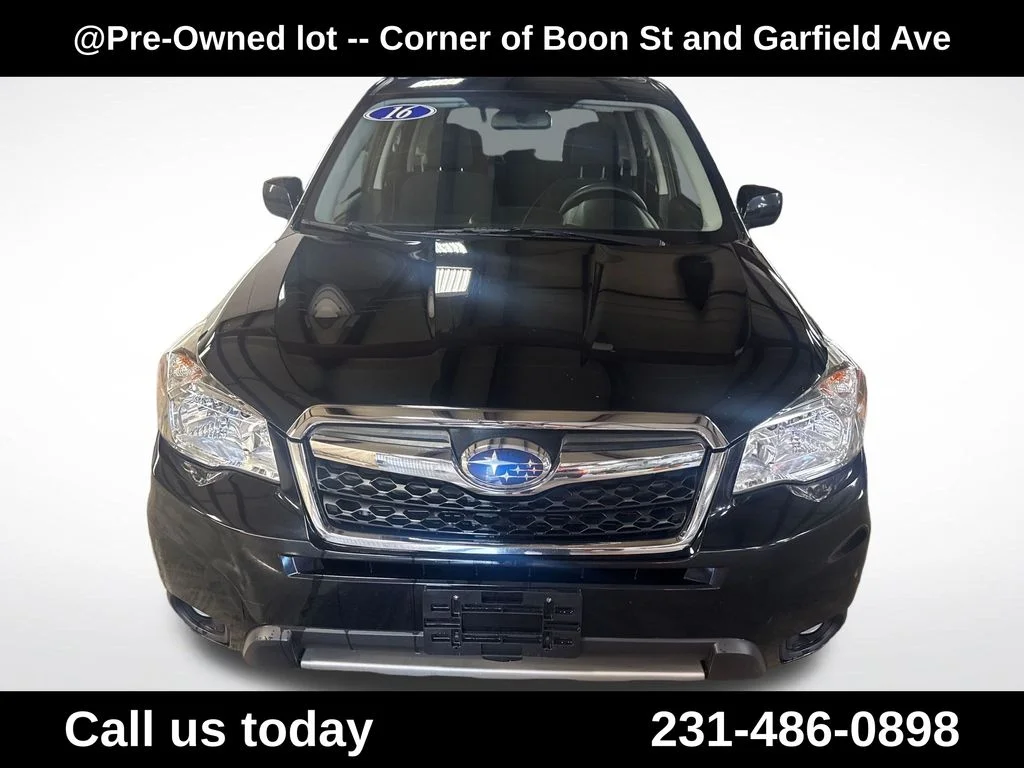 Used 2016 Black Subaru 2.5i Premium image 8