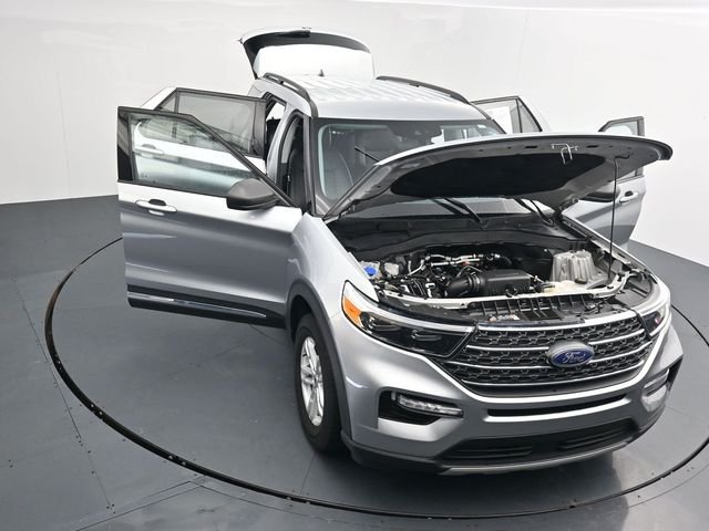 Used 2024 Silver Ford XLT image 38