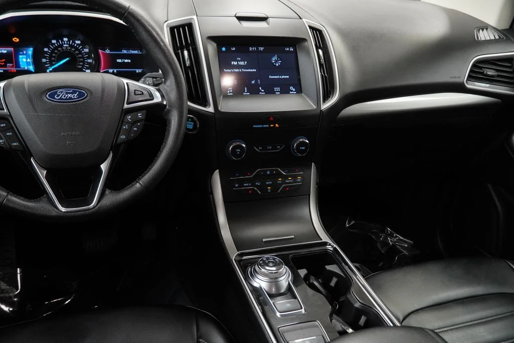 Used 2019 Gray Ford SEL image 13