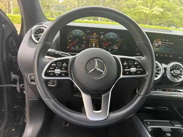Used 2023  Mercedes-Benz GLA 250 image 14