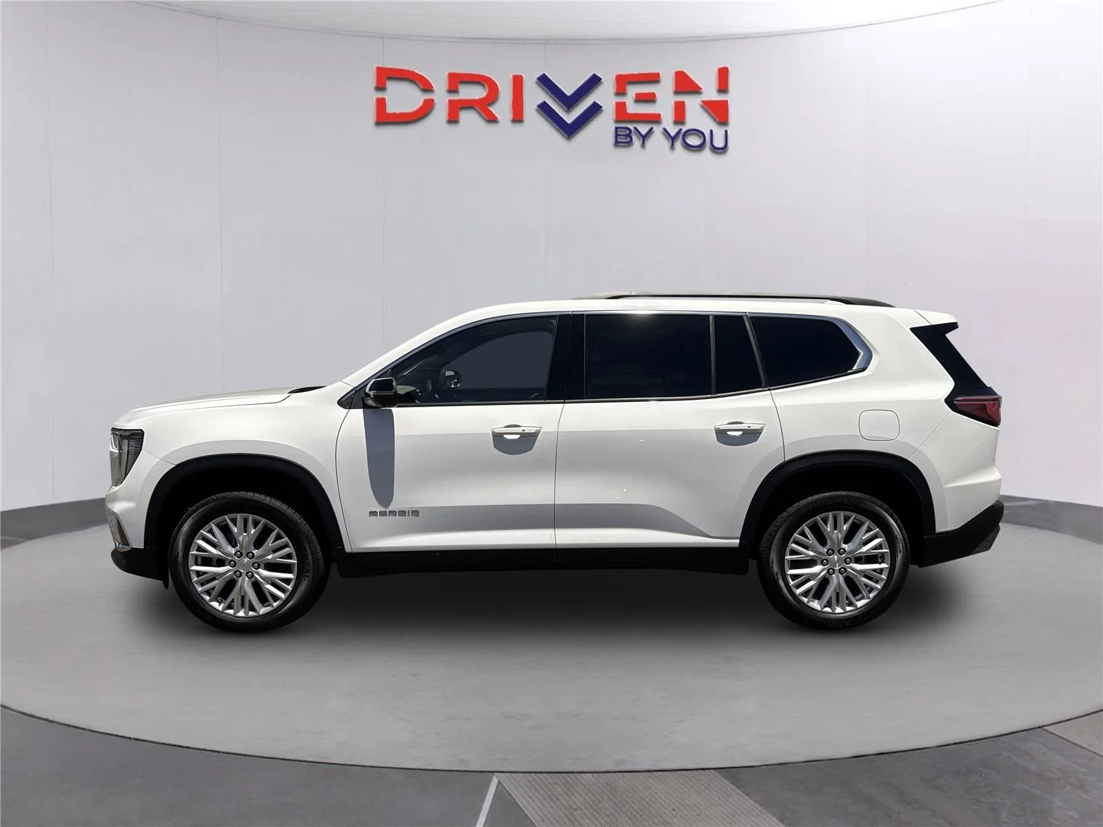 New 2026 Summit White GMC Elevation image 7