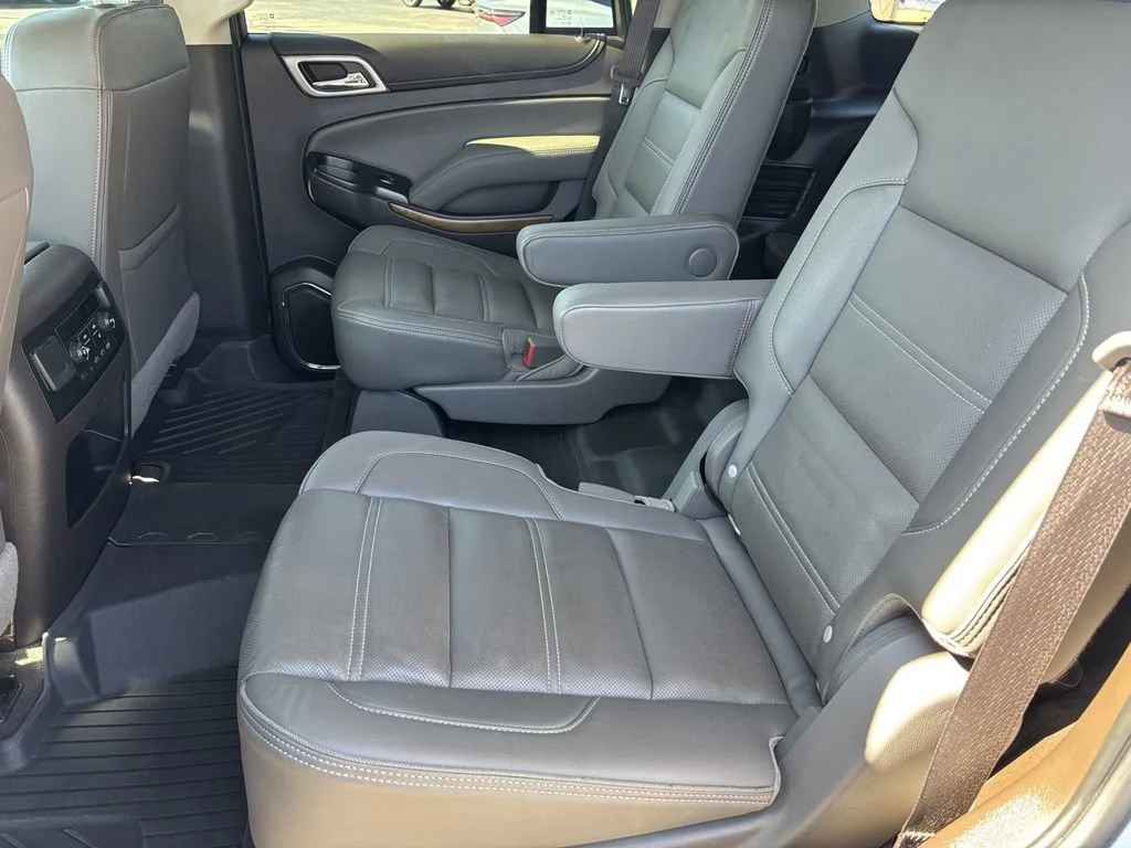 Used 2020 SUMMIT WHITE GMC Denali image 17