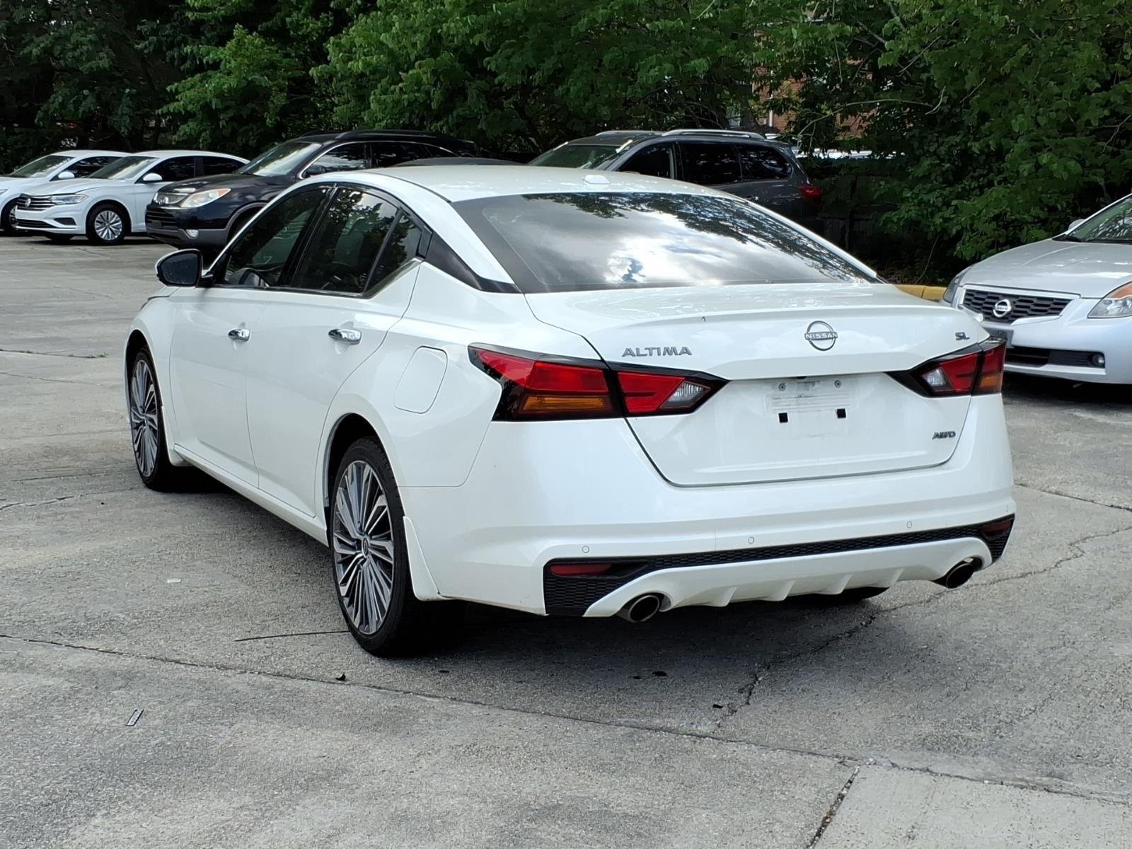 Used 2024 Pearl White Tricoat Nissan 2.5 SL image 8