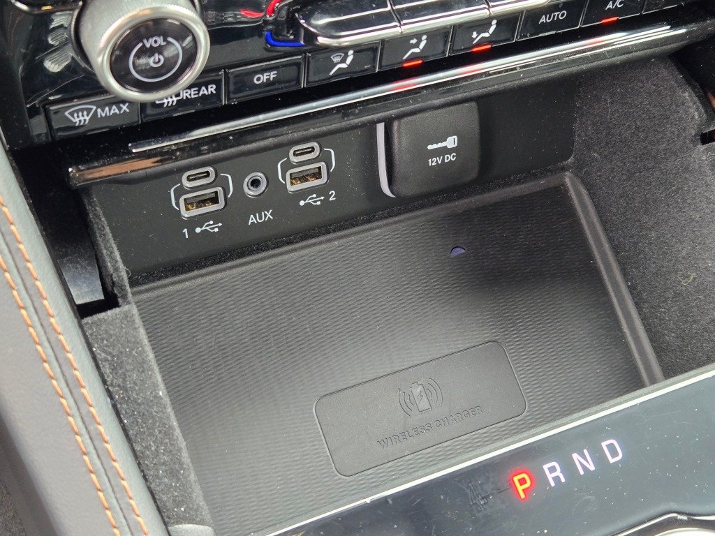 Used 2021 Black Jeep Summit image 30