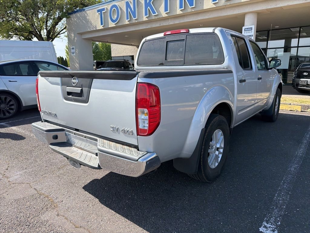 Used 2018 Brilliant Silver Nissan SV image 5