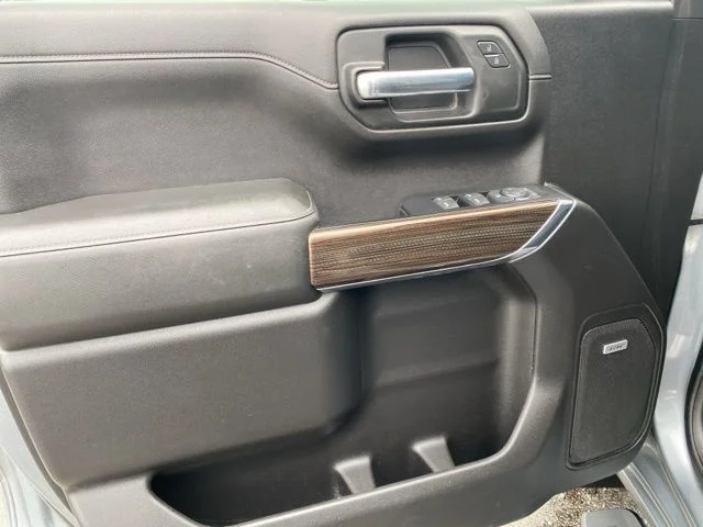 Used 2019 Gray Chevrolet RST image 13