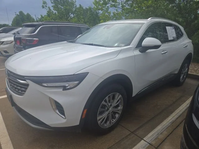 Used 2022 White Buick Preferred image 1