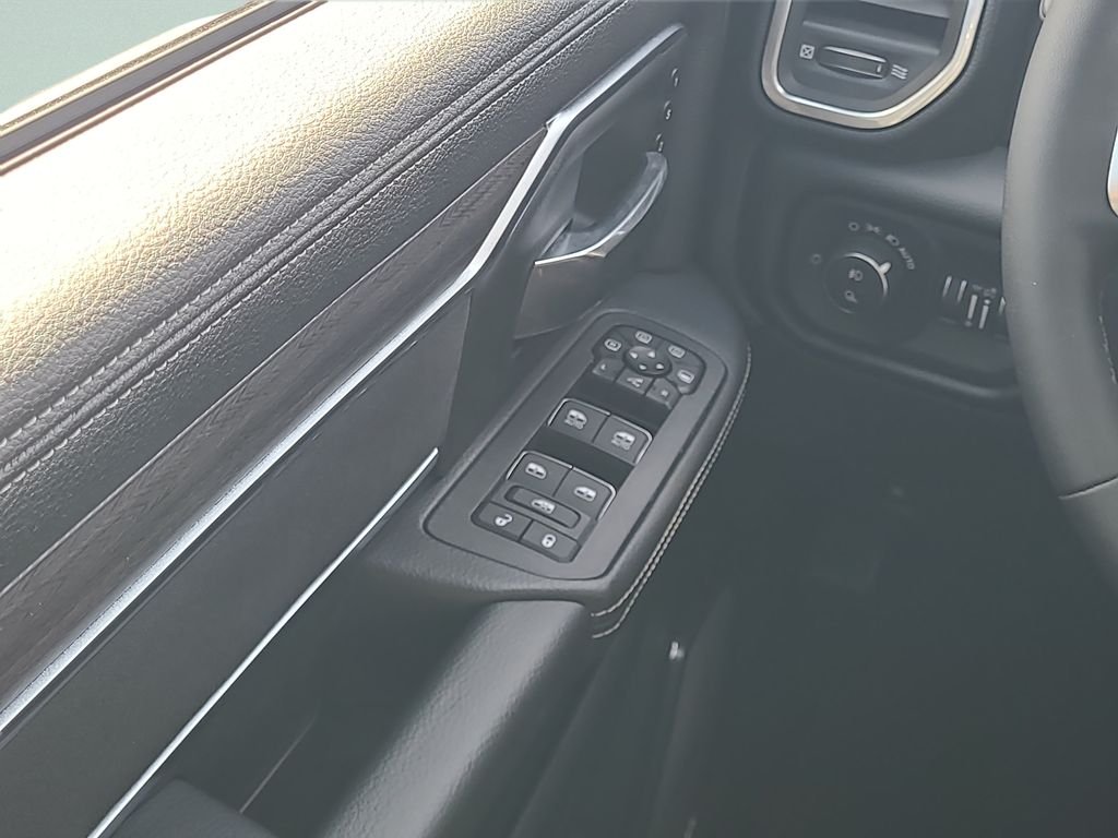 2026 RAM 2500 Laramie - Photo 18