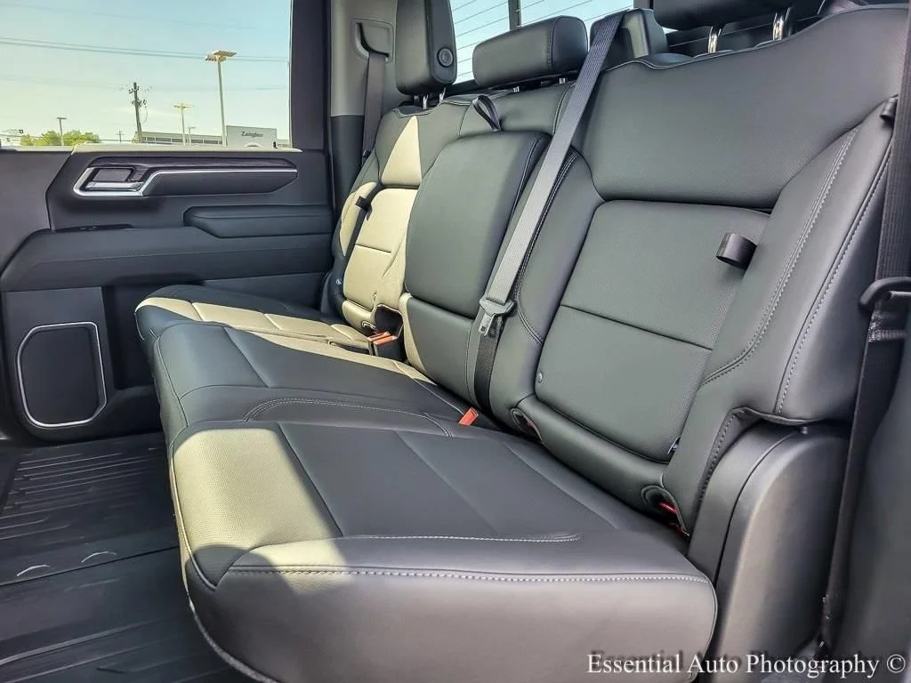 2026 GMC Sierra 2500HD SLT - Photo 13