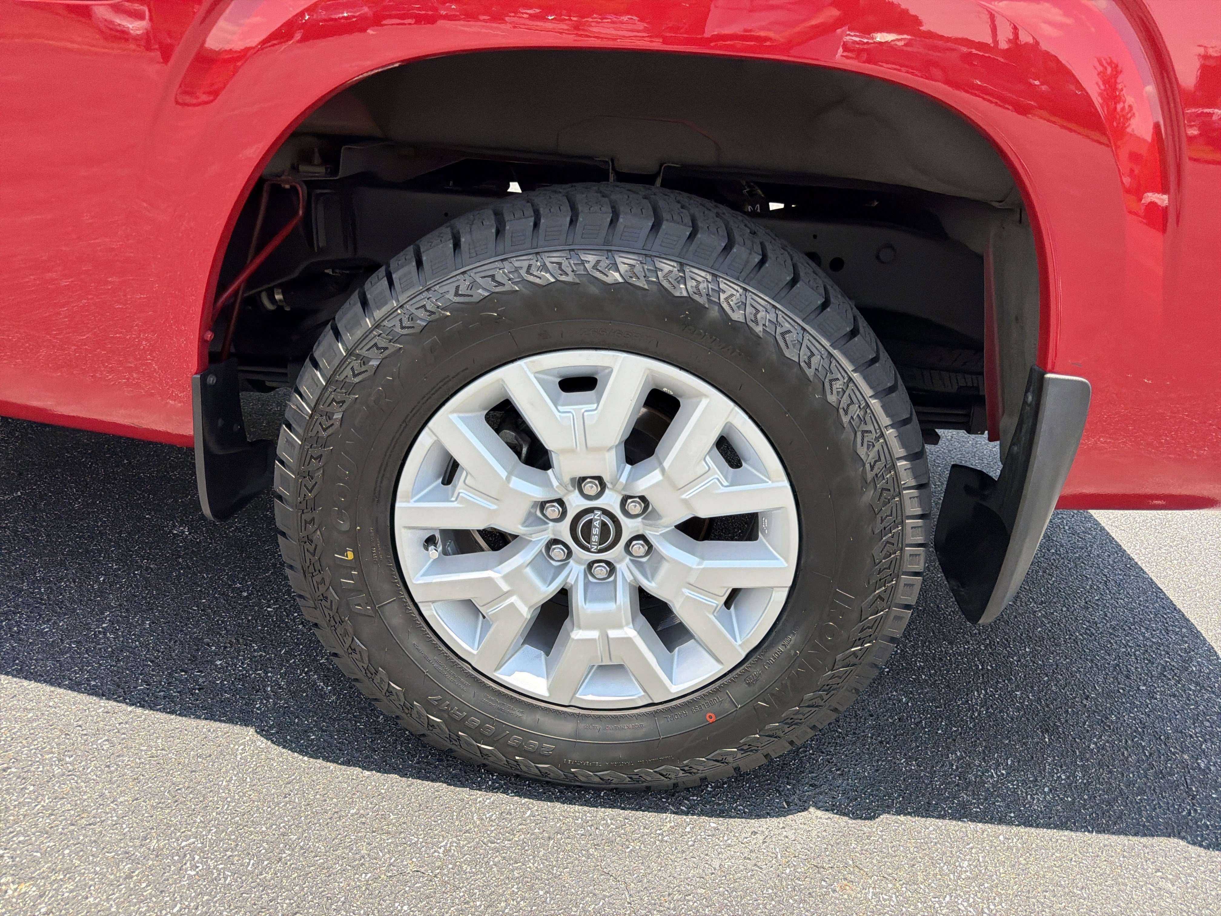Used 2022 Red Alert Nissan SV image 18