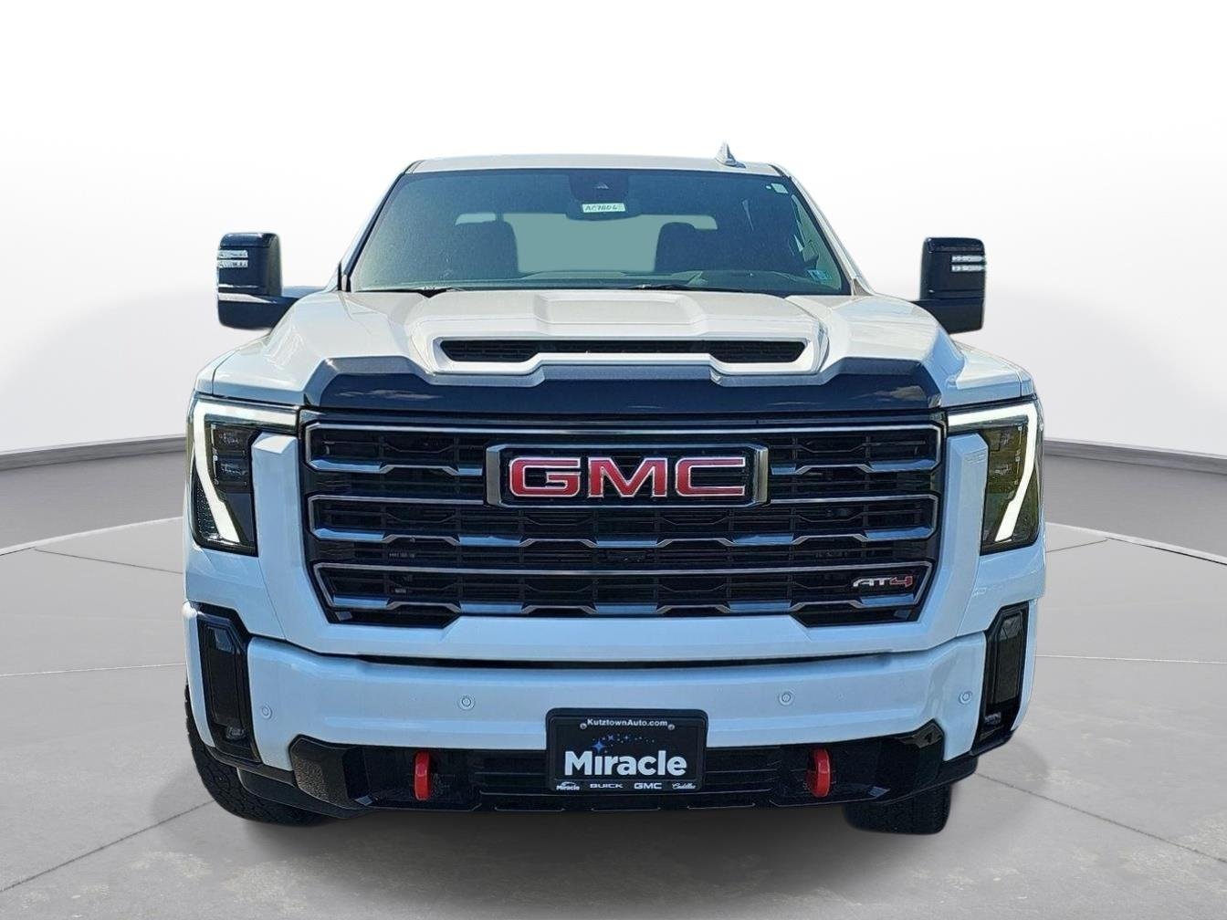 Used 2025 Summit White GMC AT4 image 2