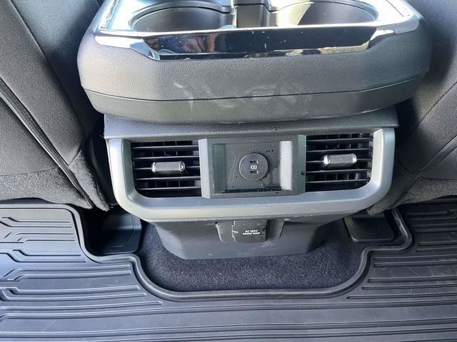 New 2026 Carbonized Gray Metallic Ford XLT image 6