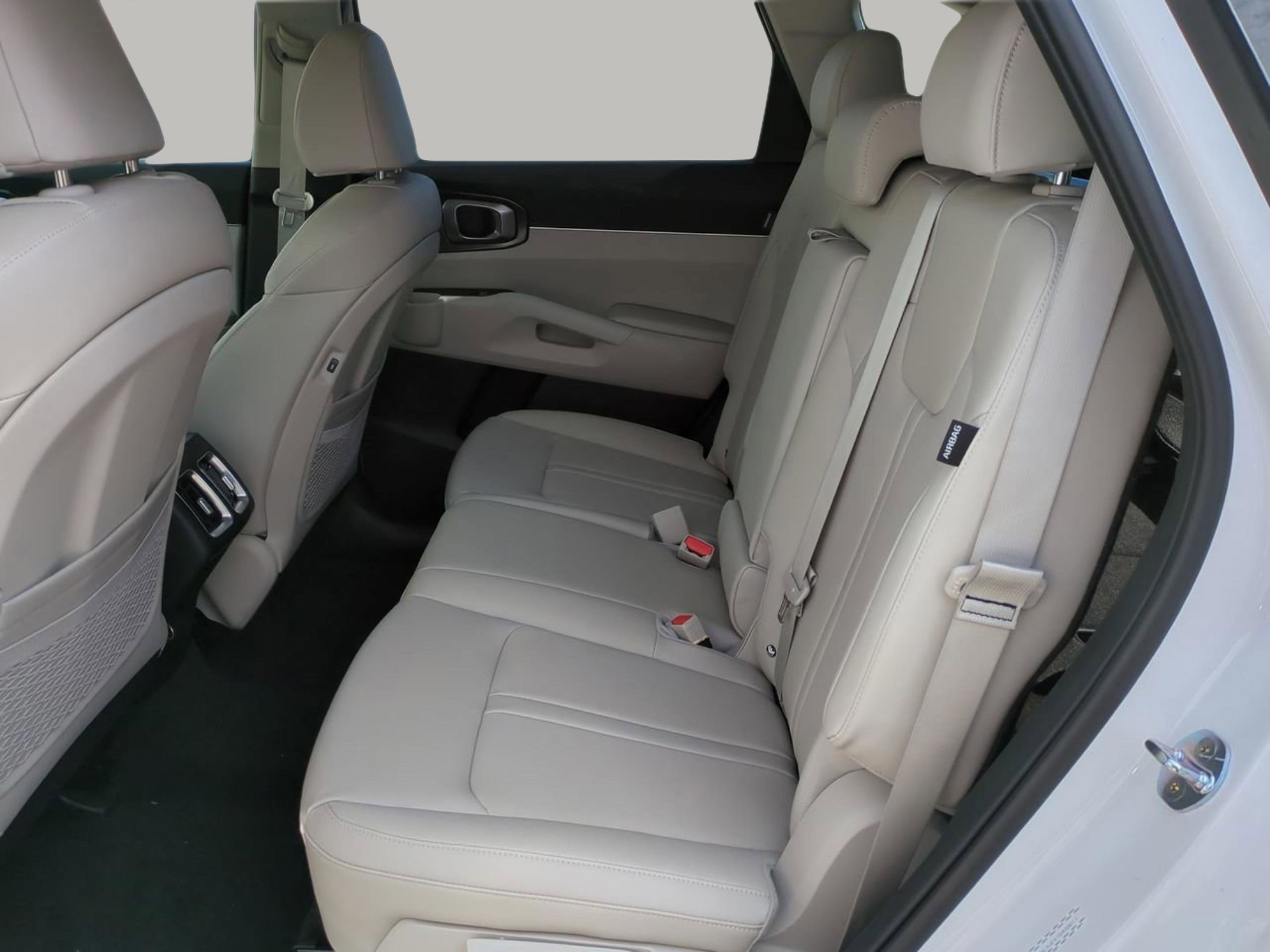 New 2026 Glacial White Pearl Kia S image 16