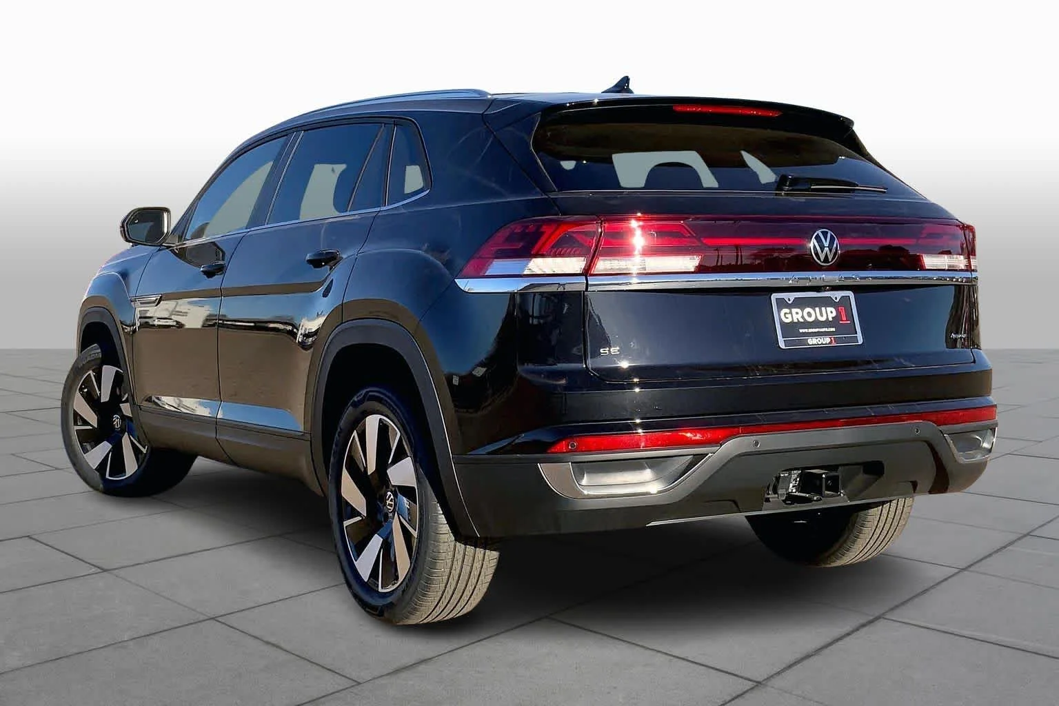 New 2026 Deep Black Pearl Volkswagen 2.0T SE w/Technology image 11