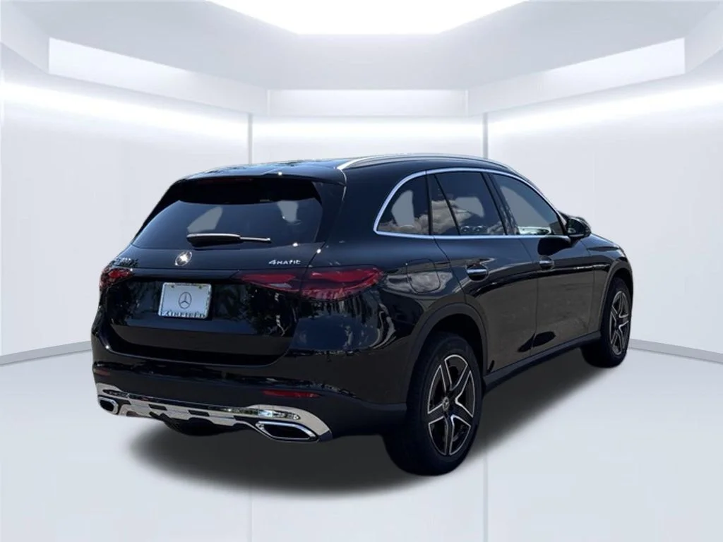 New 2027 Obsidian Black Metallic Mercedes-Benz GLC 300 image 46