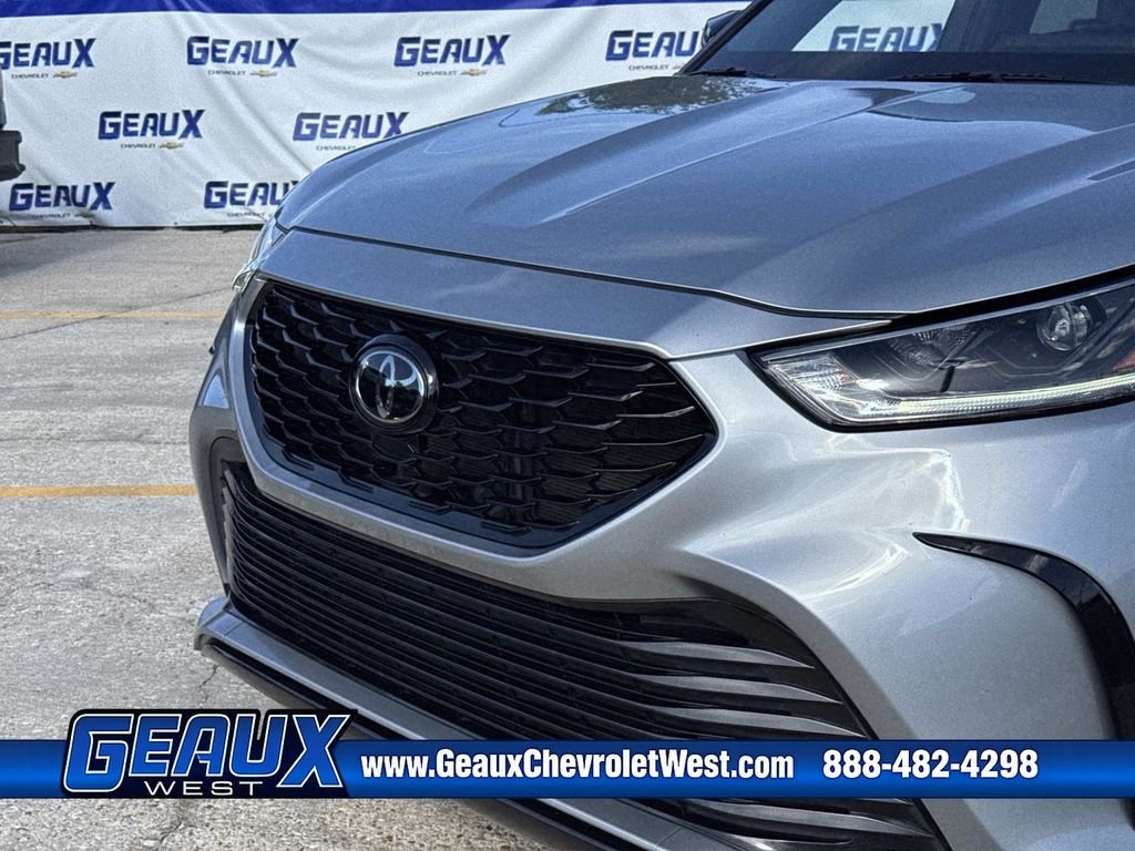 Used 2023 Silver Toyota XSE image 3