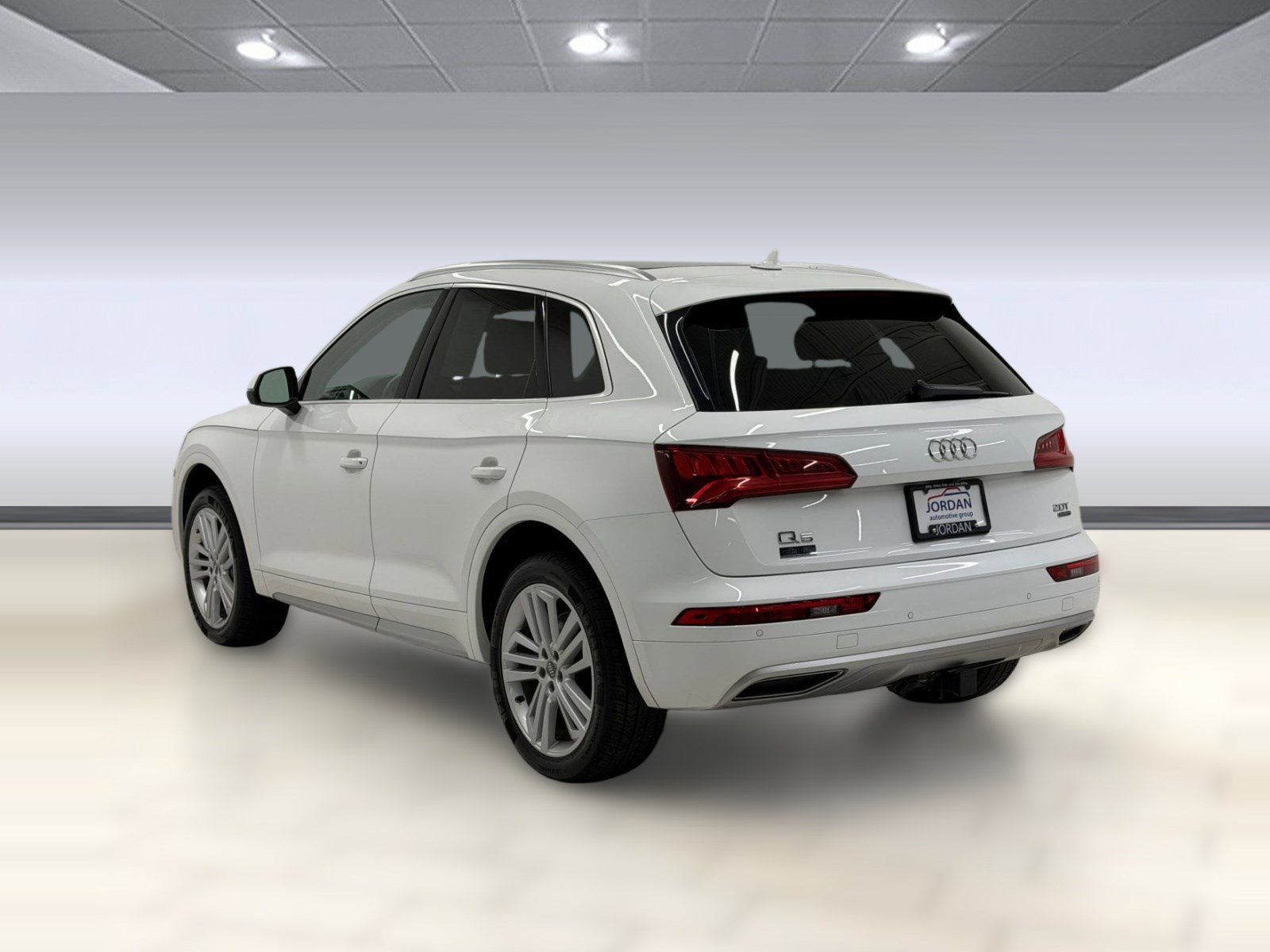 Used 2018 Audi Q5 Prestige with VIN WA1CNAFY2J2135238 for sale in Mishawaka, IN