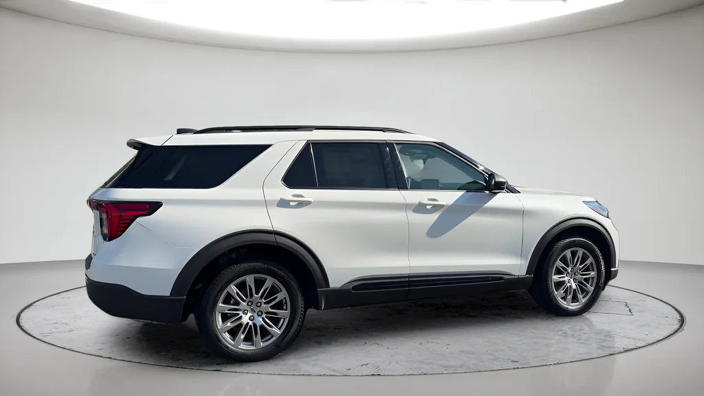 New 2026 White Ford Active image 3