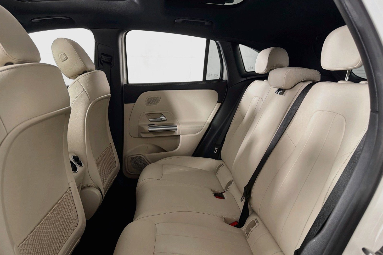 Certified Used 2026 Polar White Mercedes-Benz 250 image 9