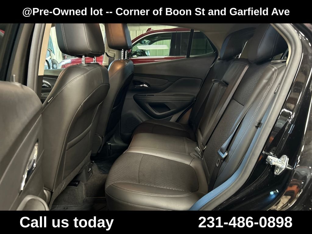 Used 2022 Black Buick Preferred image 21