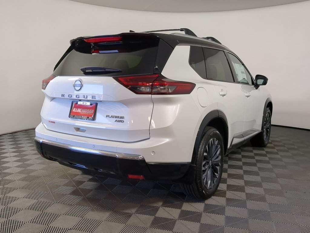 New 2026 Everest White Pearl TriCoat / Super Black Two-tone Nissan Platinum image 10
