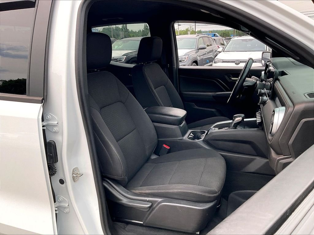 Used 2023 Summit White Chevrolet LT image 10