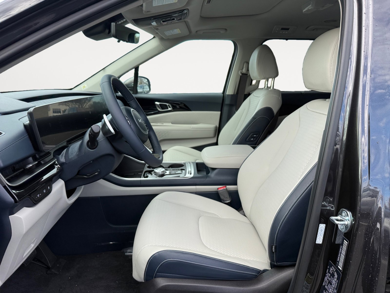 2026 Kia Carnival SX Prestige - Photo 10