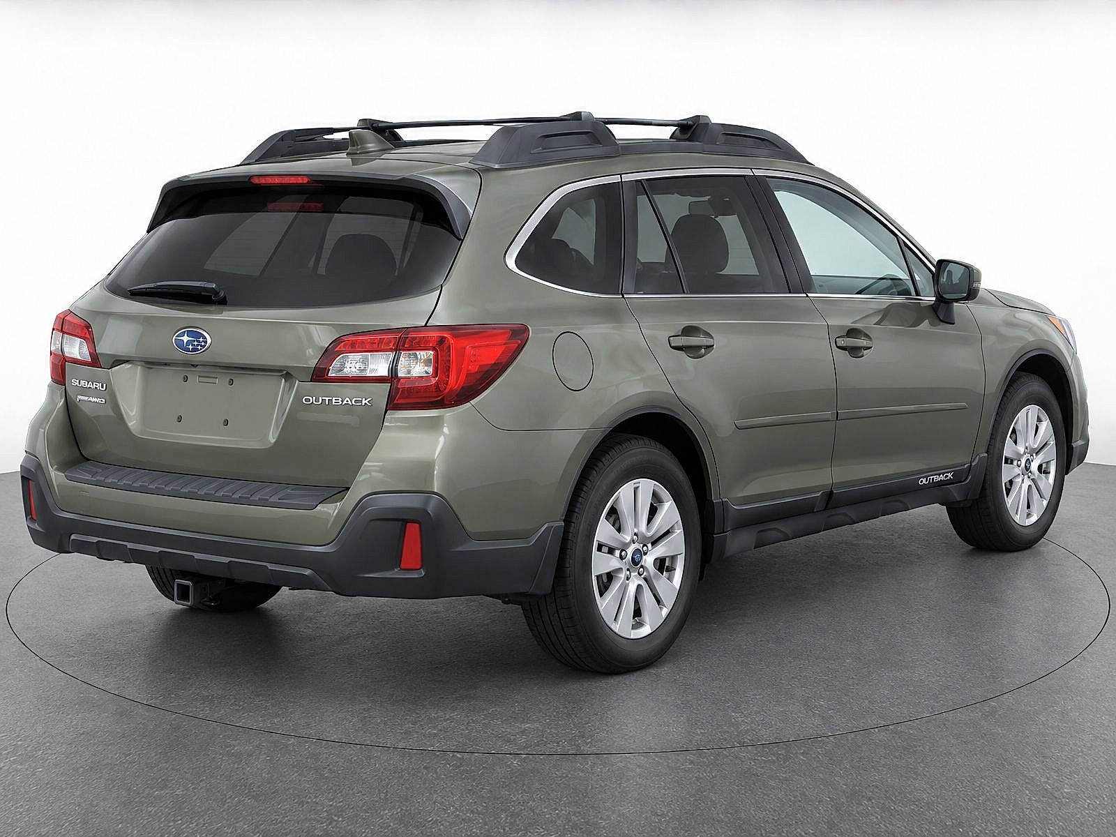 Used 2019 Wilderness Green Metallic Subaru Premium image 4