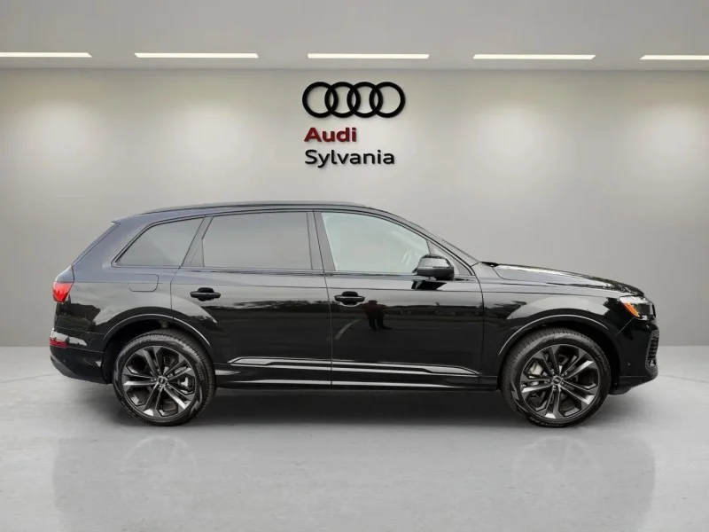 Certified Used 2025  Audi Premium Plus image 8