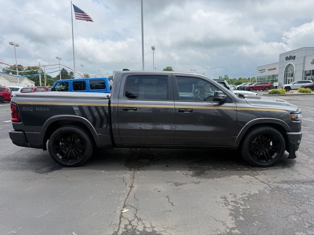 New 2026 Granite Crystal Metallic Clearcoat RAM Big Horn/Lone Star image 4