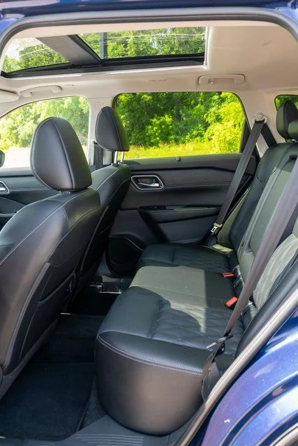 Used 2025 Blue Nissan Platinum image 12