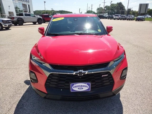 Used 2019 Red Chevrolet RS image 9