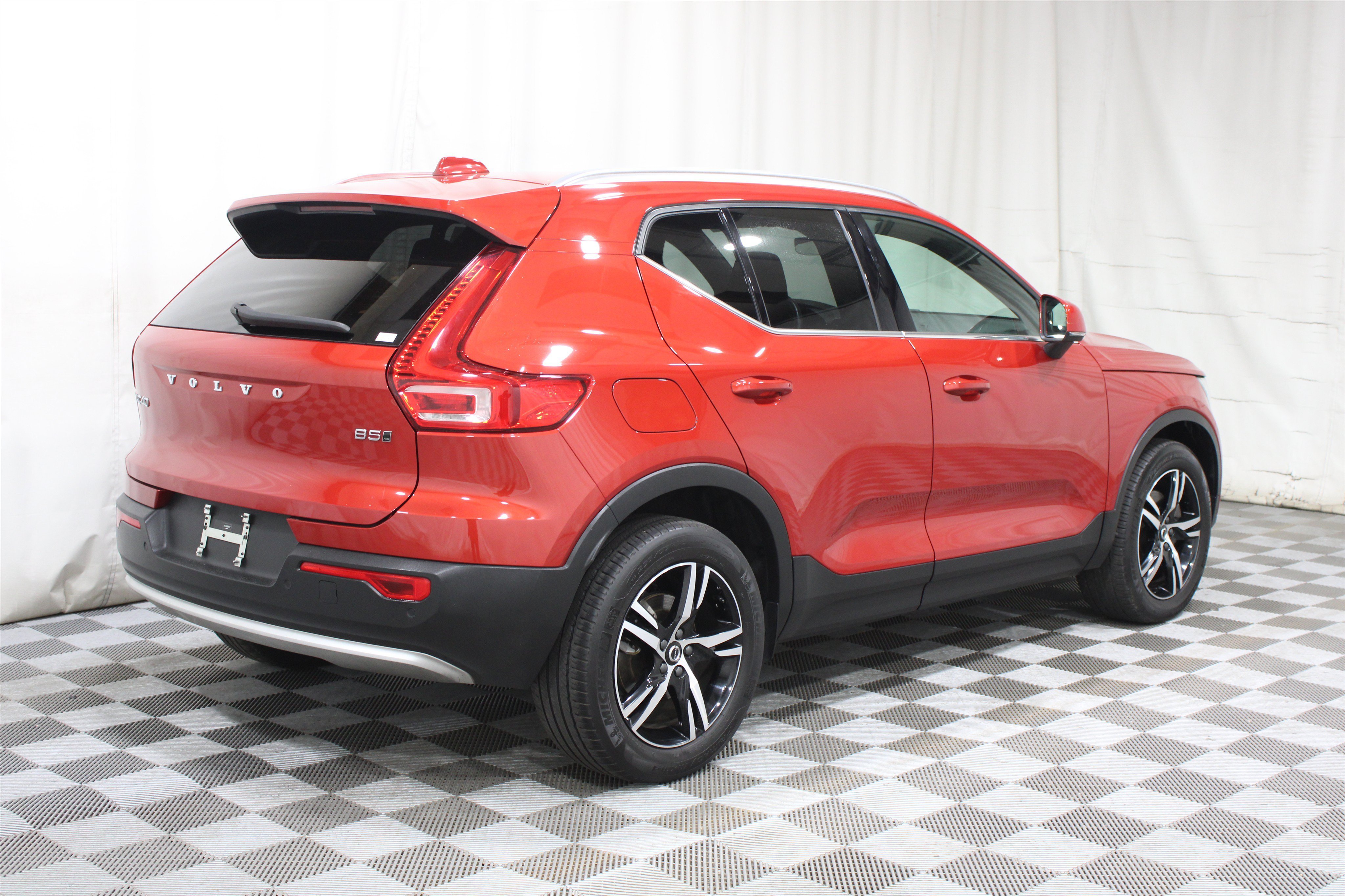 Used 2024 Fusion Red Metallic Volvo Core Bright Theme All-Wheel Drive image 29