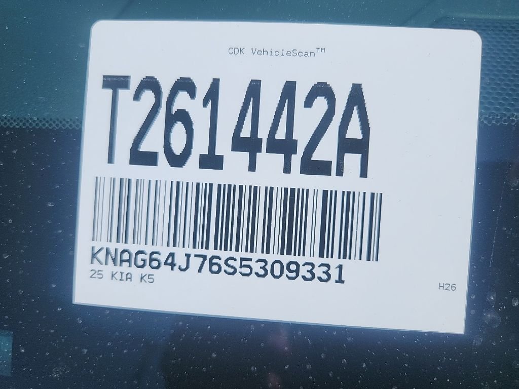 Used 2025 Gray Kia GT-Line image 5