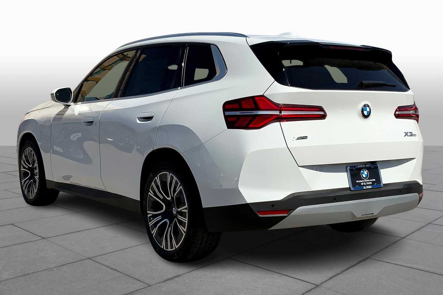 New 2026 Alpine White BMW 30 xDrive image 12