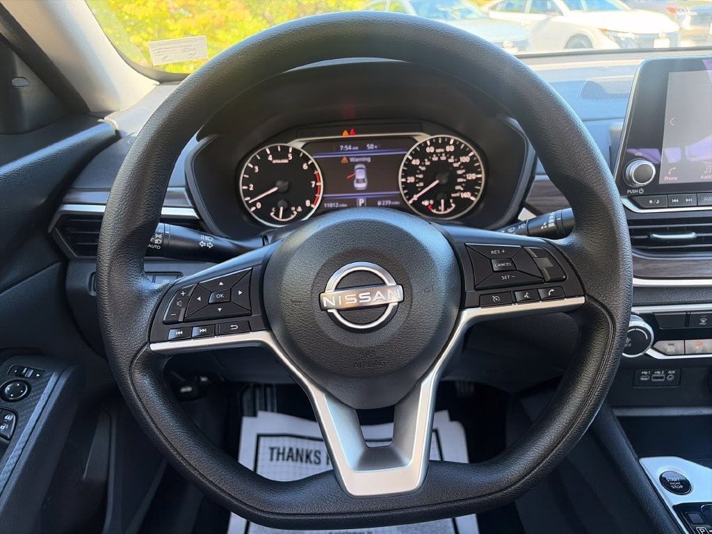 Used 2026 Silver Nissan 2.5 SV image 15