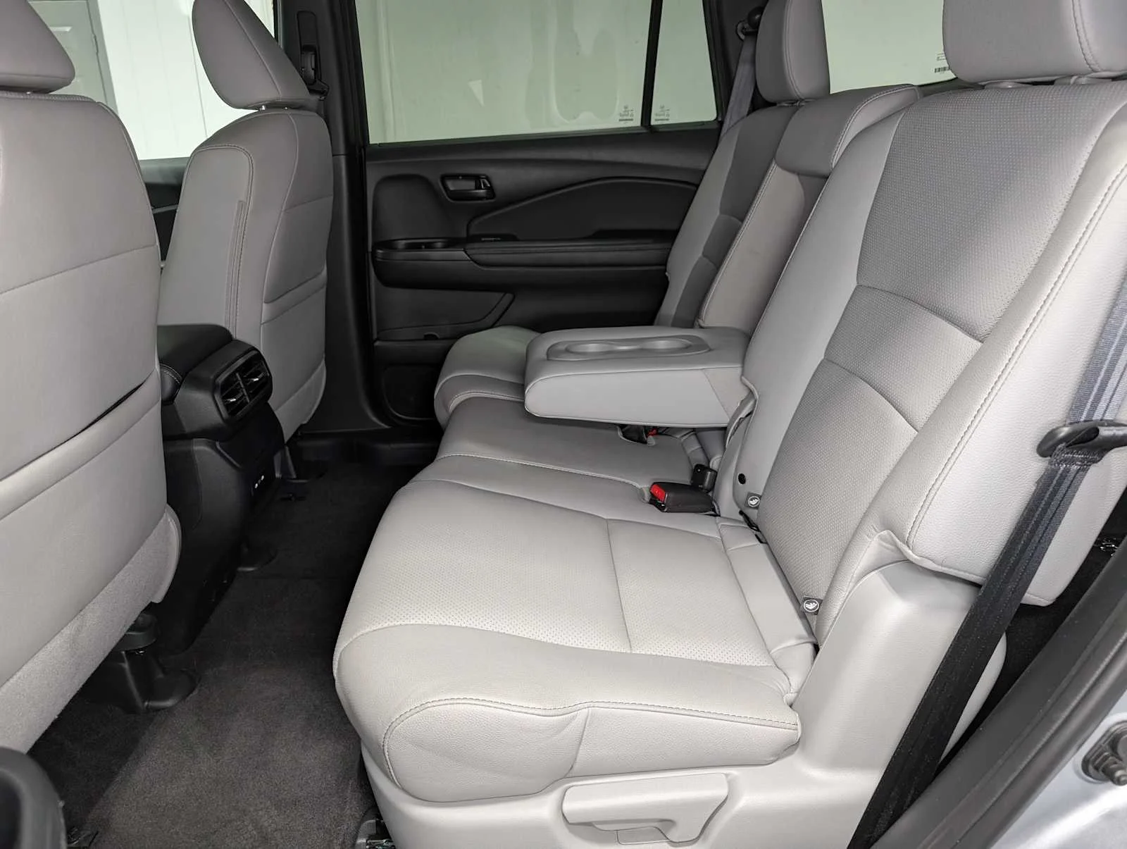 2024 Honda Passport EX-L - Photo 22