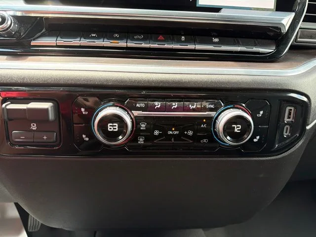 Used 2025 Black GMC SLT image 44