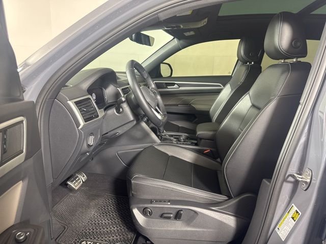 Used 2022 Pure Gray Volkswagen 2.0T SEL R-Line Black image 11
