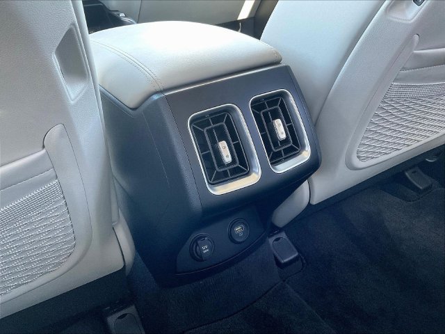 Used 2023 White Kia S image 12