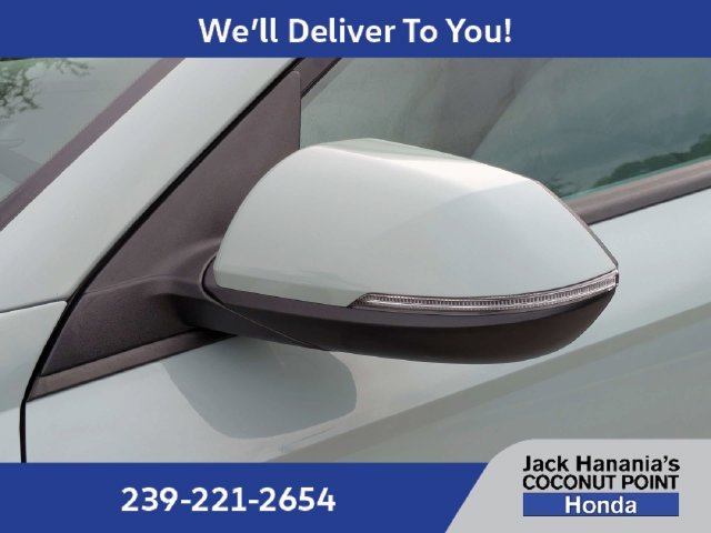 Used 2024 Green Hyundai SEL image 12