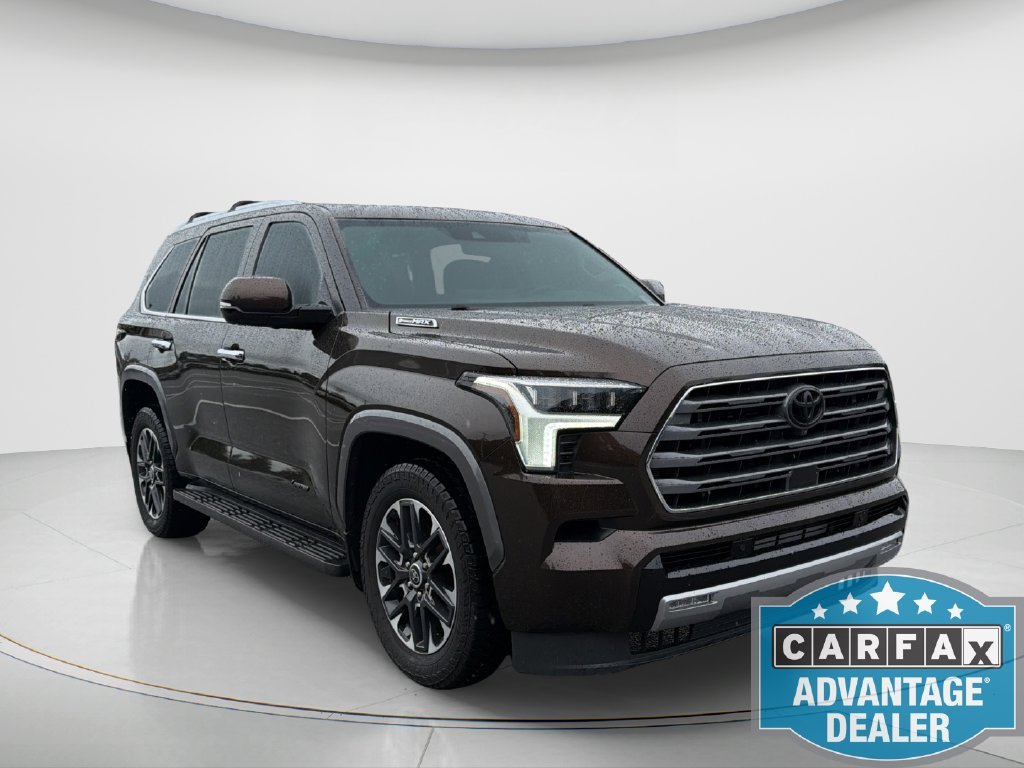 Used 2024  Toyota Limited image 3