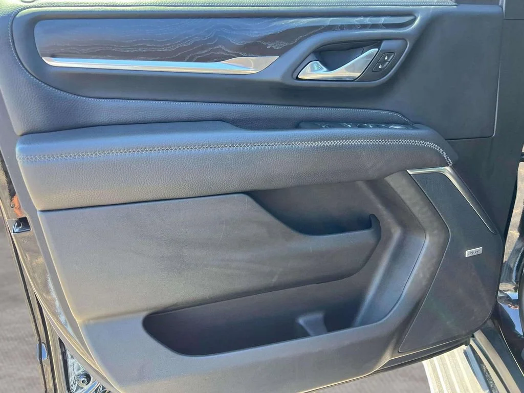 2021 GMC Yukon Denali - Photo 25