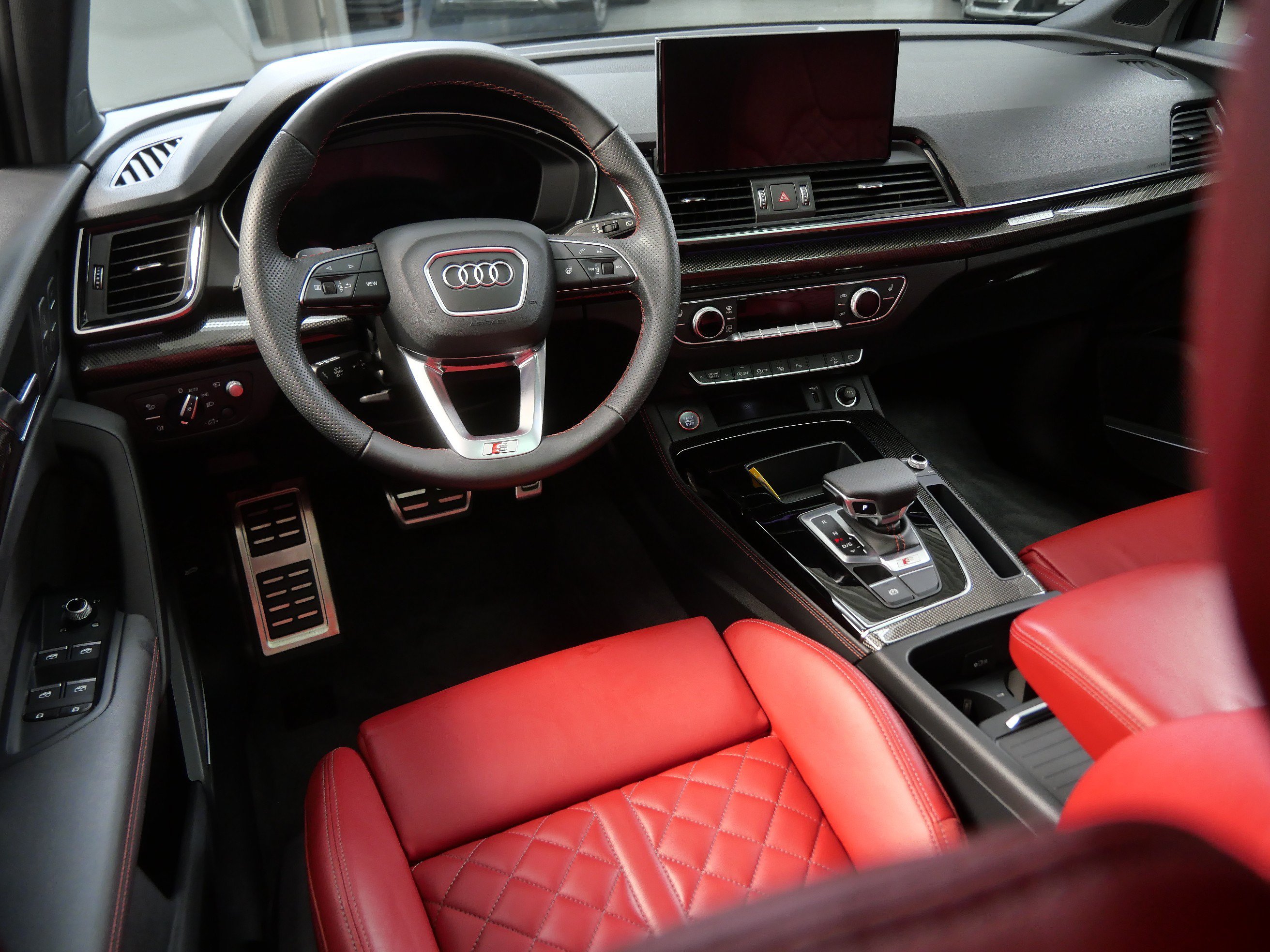 Used 2023 Audi SQ5 Prestige with VIN WA1C4AFY5P2134788 for sale in Minnetonka, Minnesota