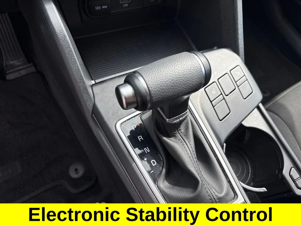 Certified Used 2024 Gray Kia LX image 31