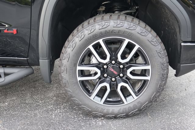 2026 GMC Sierra 1500 AT4 - Photo 10