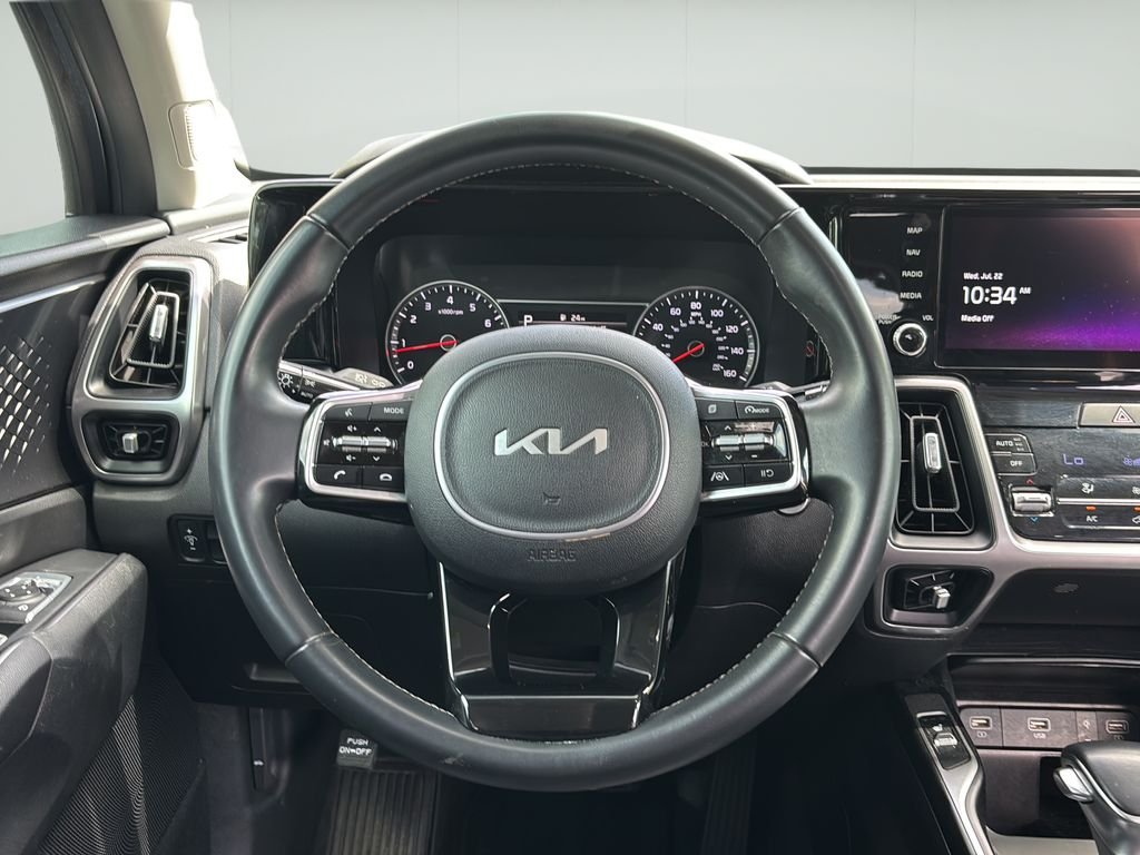 2023 Kia Sorento S - Photo 18