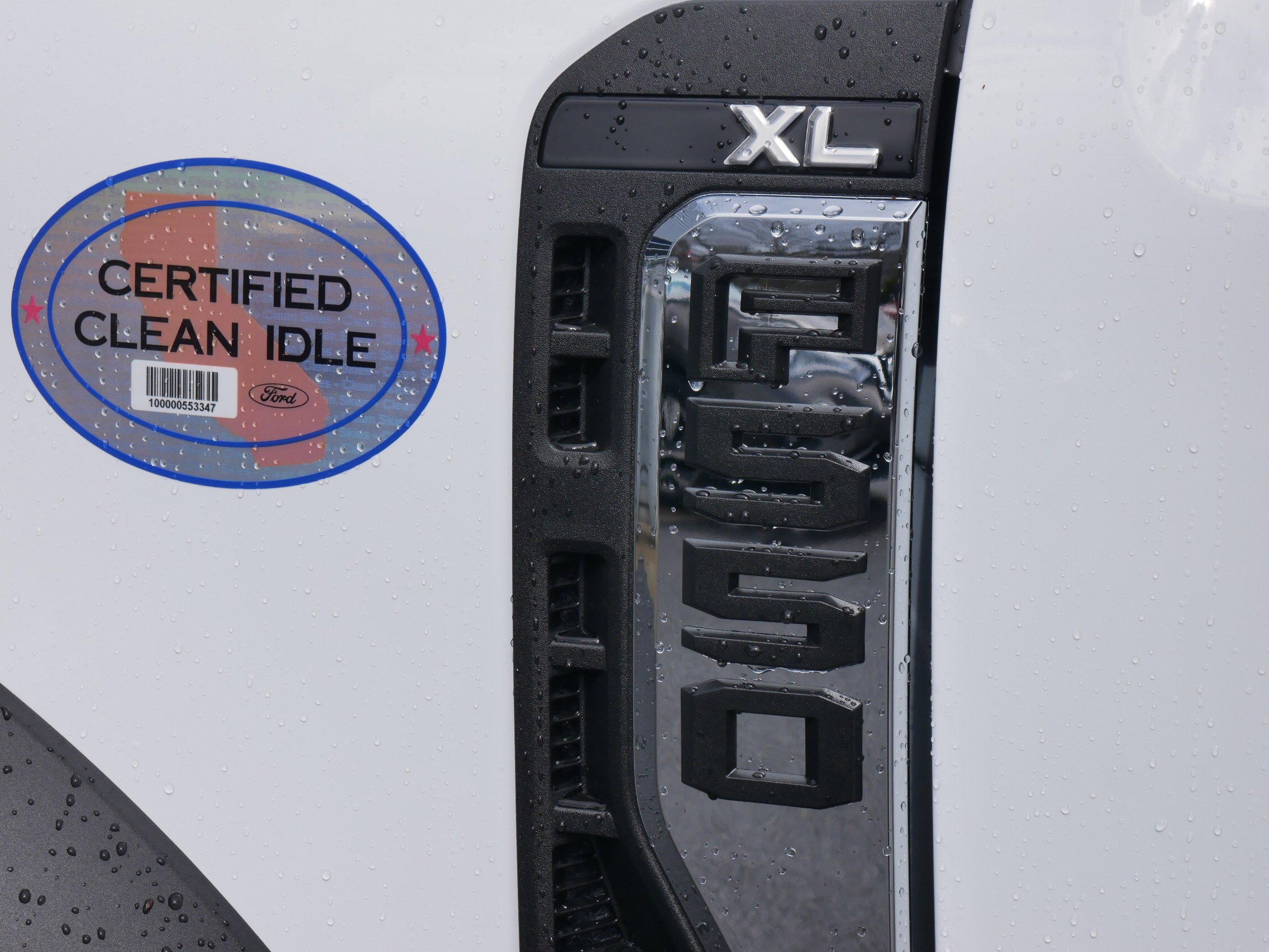 New 2025 Oxford White Ford F-550® XL image 17