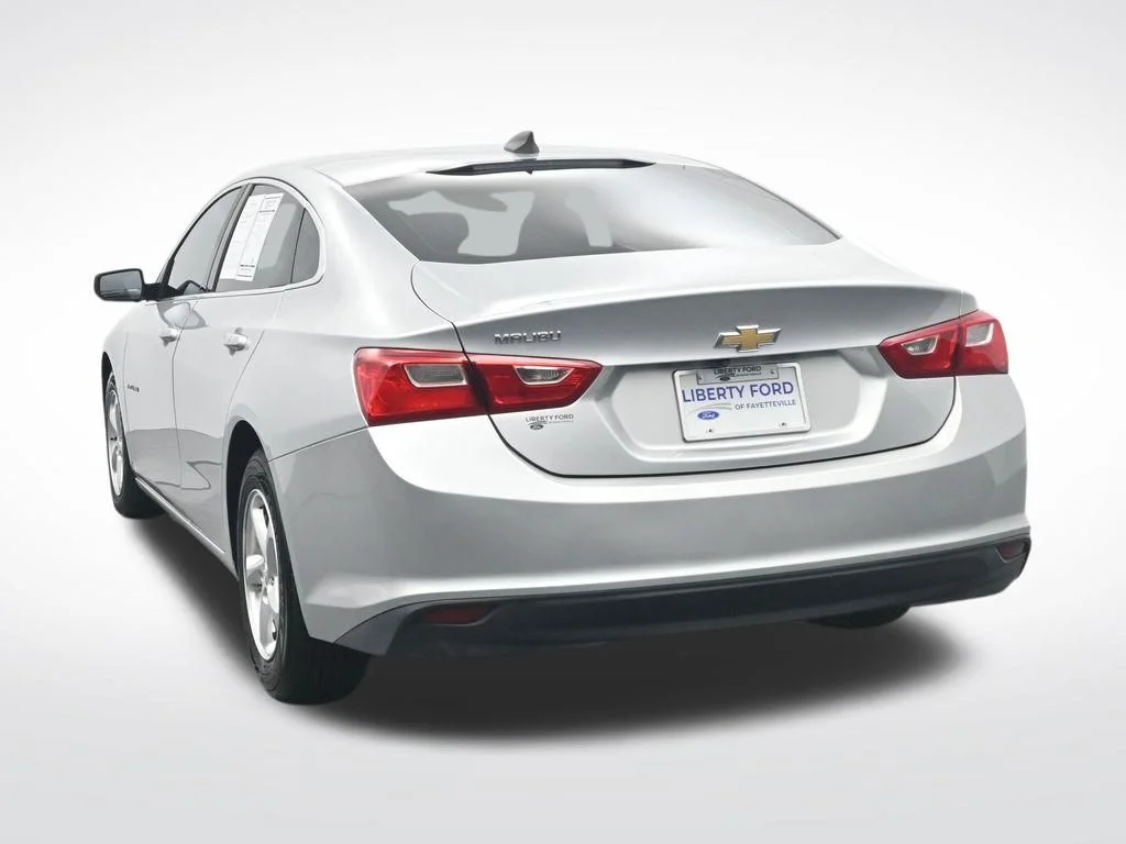 Used 2017 Silver Ice Metallic Chevrolet LS image 9